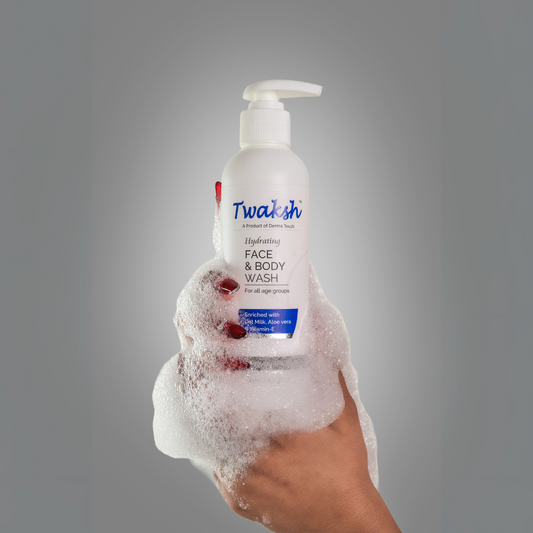 Twaksh Hydrating Face & Body Wash | Oat Milk, Aloe Vera, Vitamin E & Glycerin | Gentle, Sulfate- & Paraben-Free | Dermatologically Tested | 200 ml
