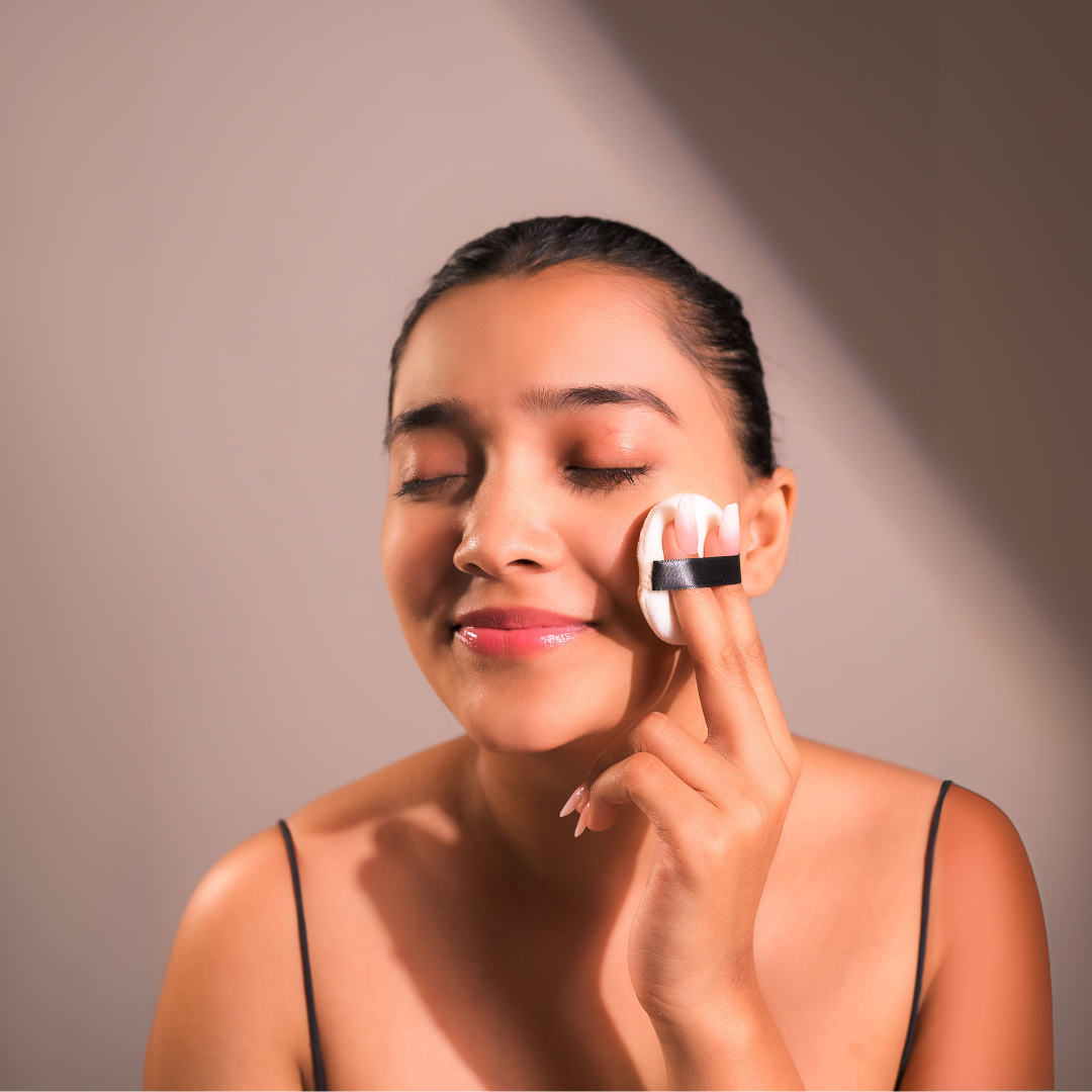 Twarz Guard Powder Sunscreen | Broad-Spectrum UVA/UVB | Matte Shine Control, Pore-Blur Finish | On-the-Go Brush Application | Paraben & Sulfate-Free | 40 g